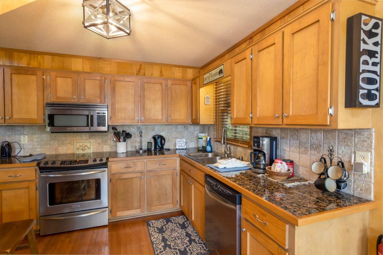 Beary Blessed Cabin Fleetwood Extérieur photo